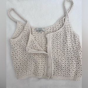 AE Crop Button-down Tank Top